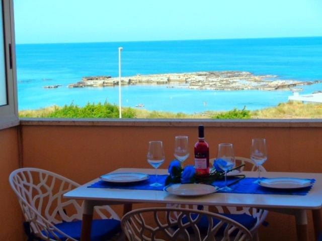 Bilocale Punta Rosa - Fronte Spiaggia Otranto Exterior photo